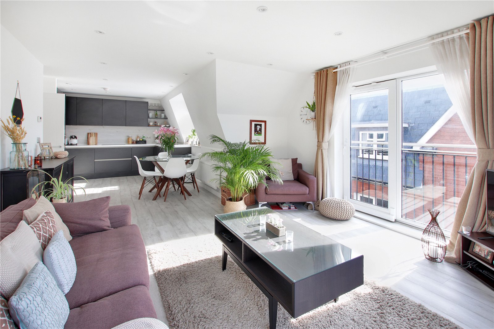 2 bedroom Flat share Under Offer