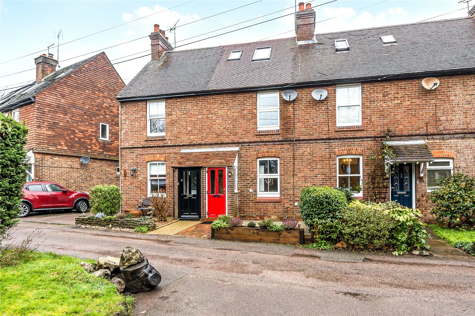 3 bedroom House (unspecified) Under Offer