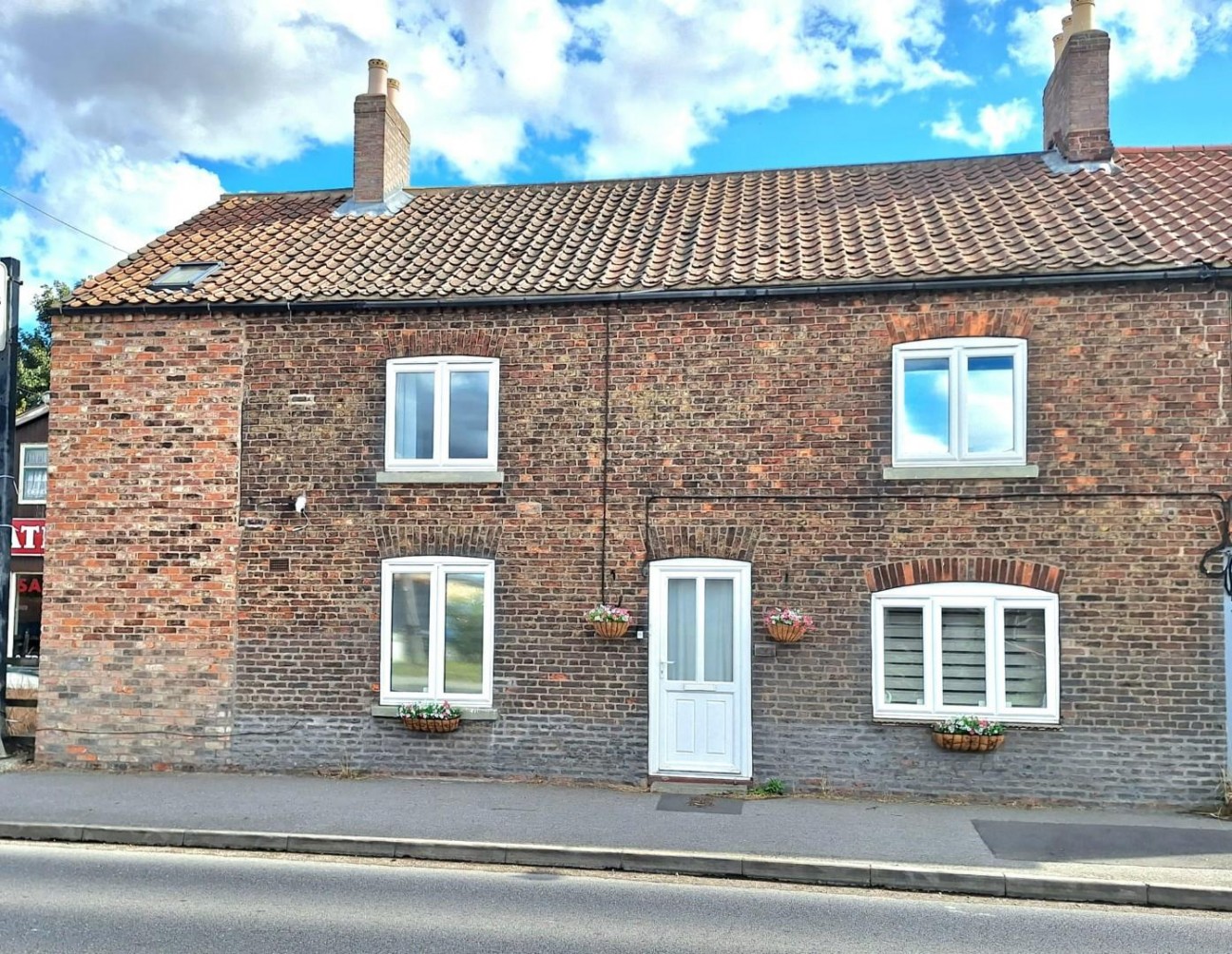 5 bedroom Semi-detached house For Sale