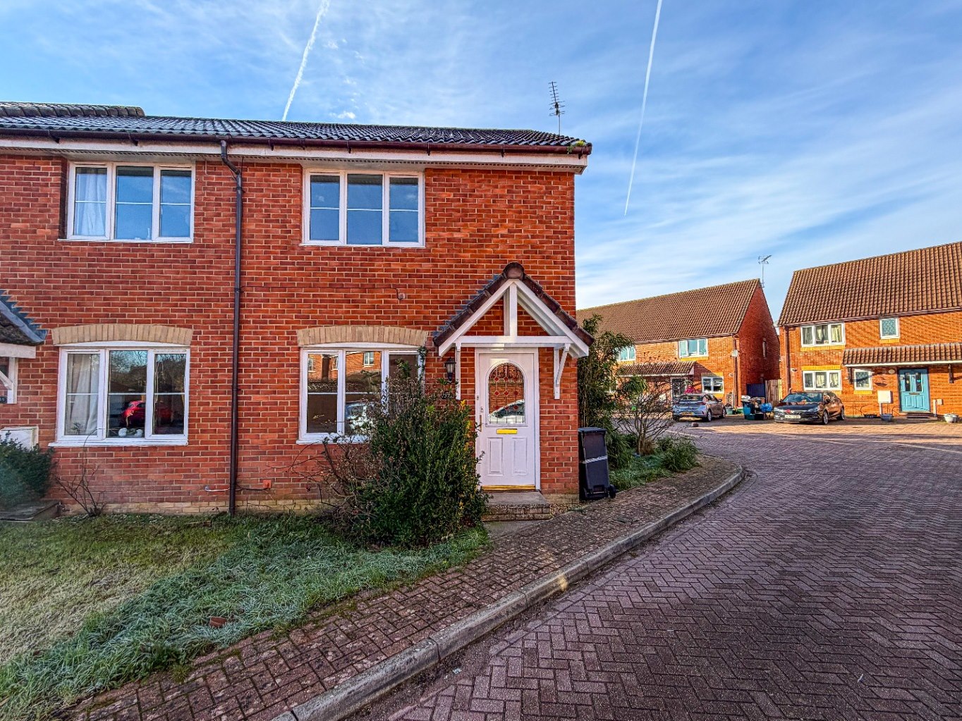 2 bedroom End of terrace house Let