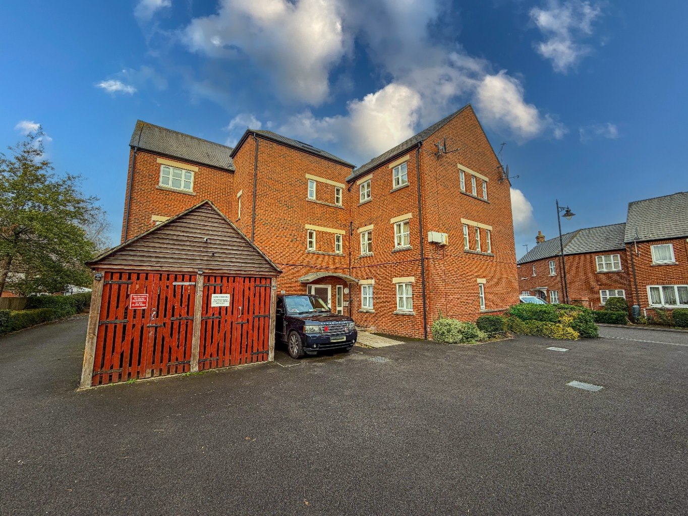 2 bedroom Apartment Let
