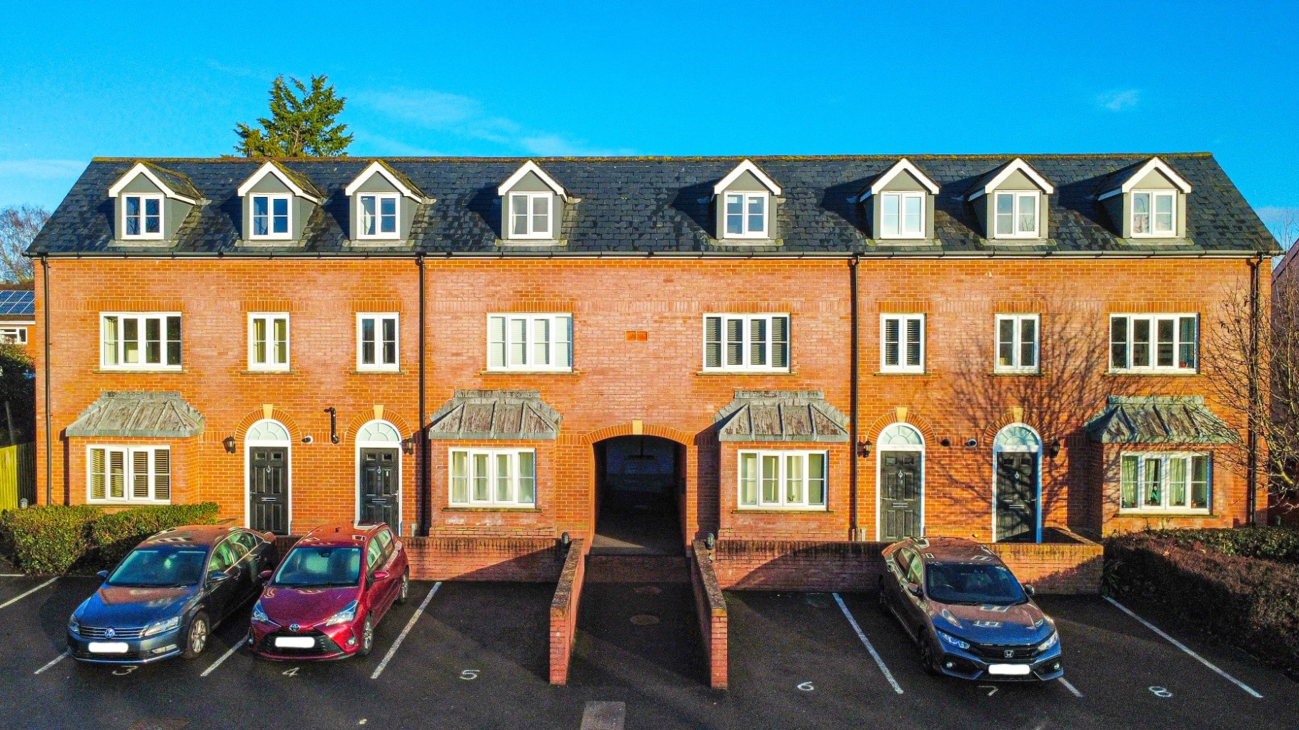 2 bedroom Apartment Under Offer