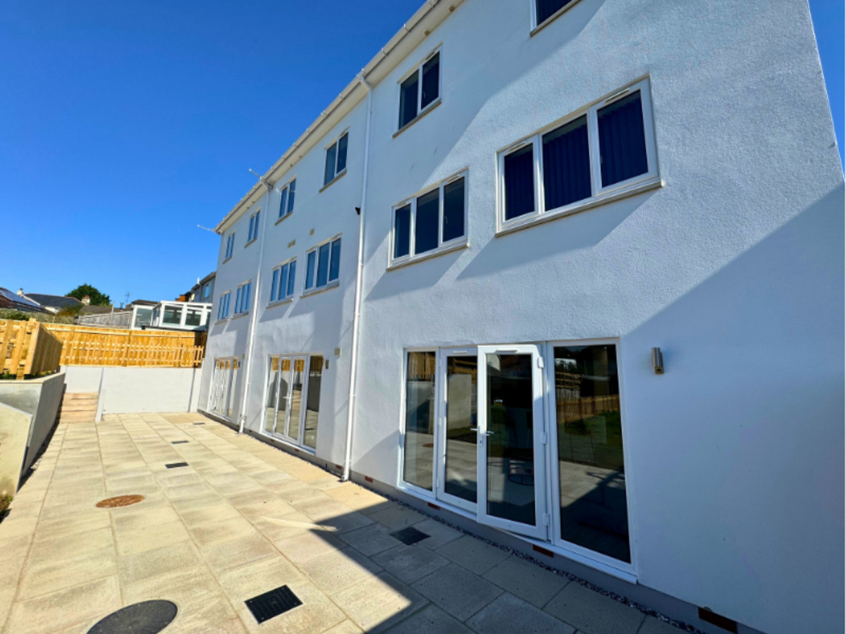 1 bedroom House (unspecified) To Let