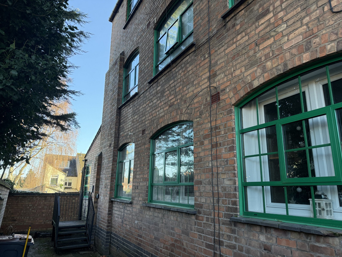 2 bedroom House (unspecified) To Let