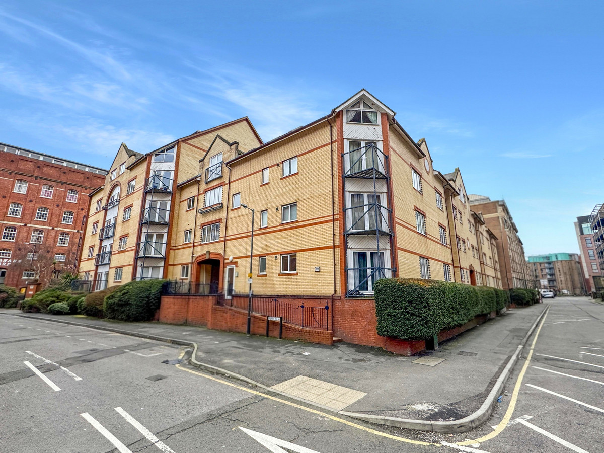 2 bedroom Apartment To Let