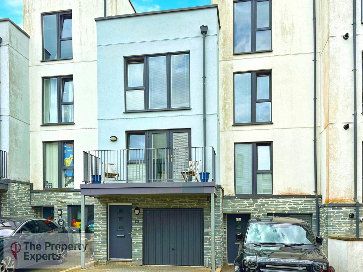3 bedroom House (unspecified) For Sale
