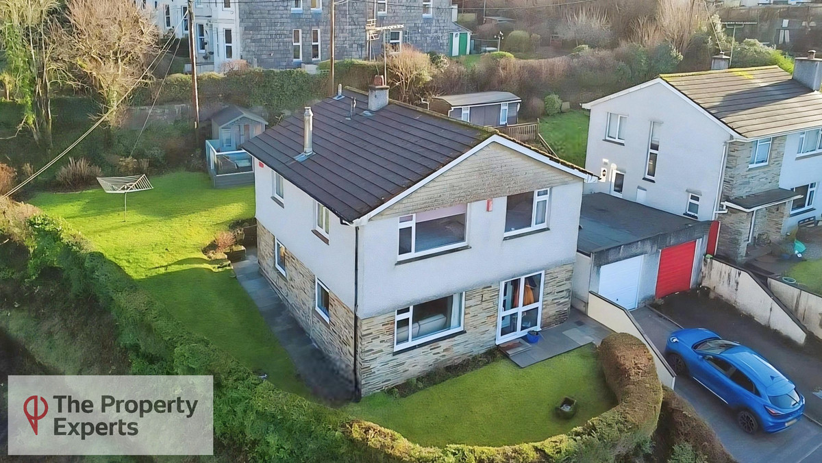 4 bedroom House (unspecified) For Sale