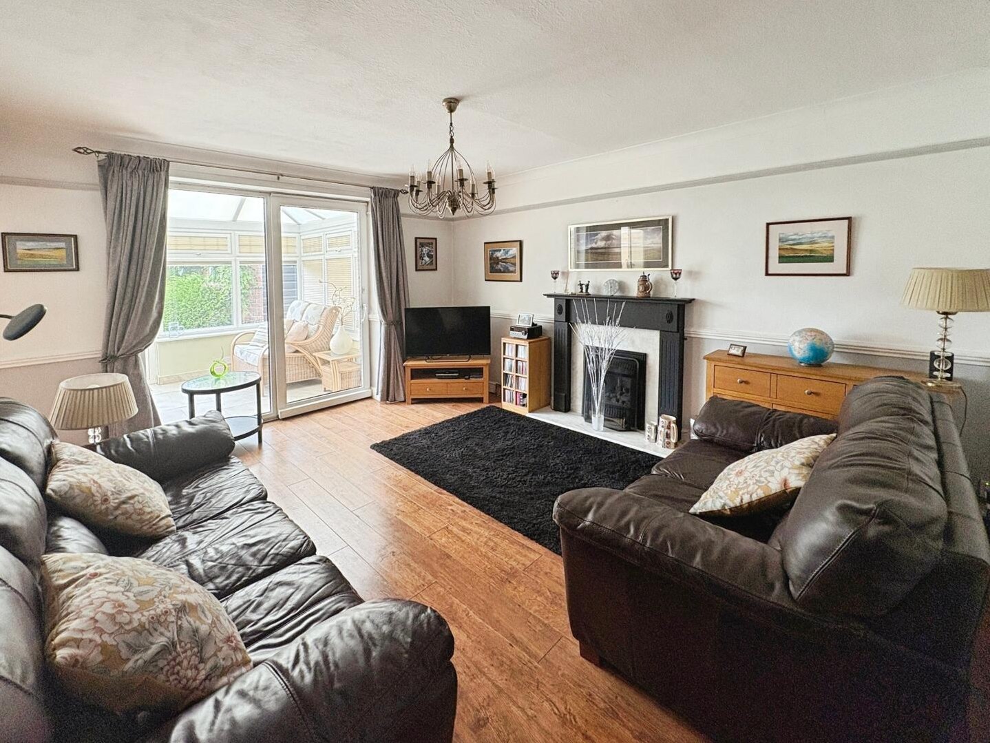 2 bedroom Detached bungalow Under Offer