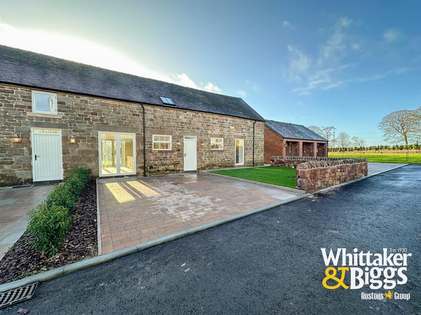 3 bedroom Stone House Under Offer
