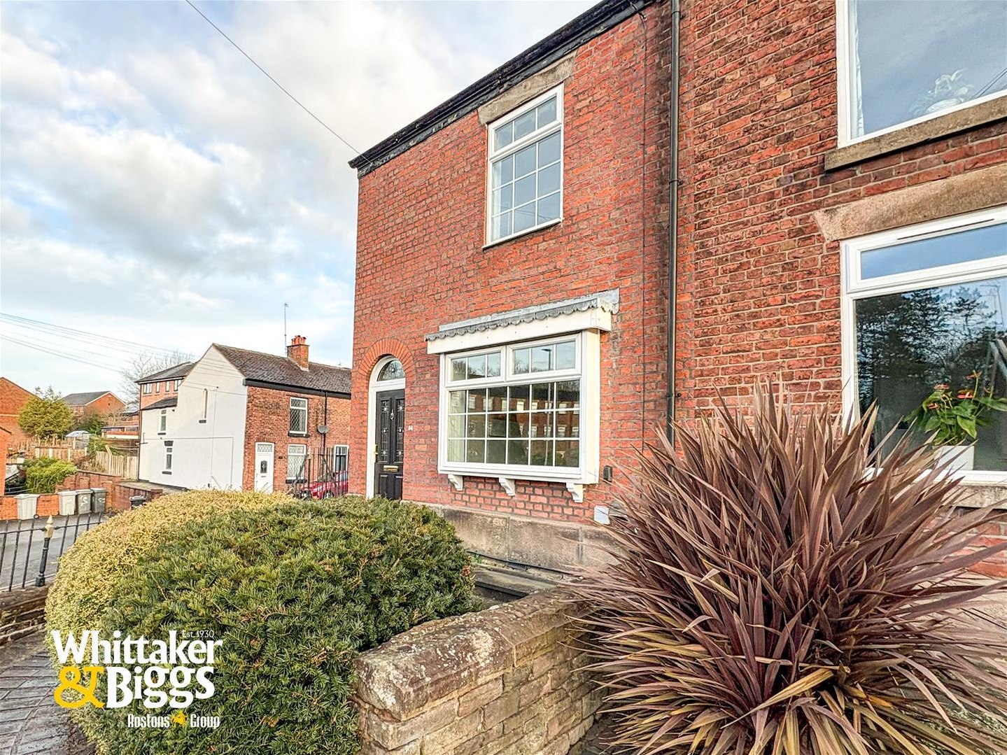3 bedroom House (unspecified) Under Offer