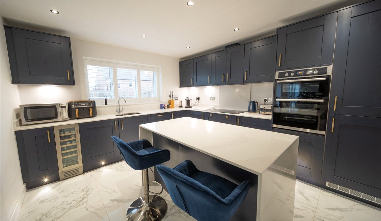 2 bedroom Property For Sale