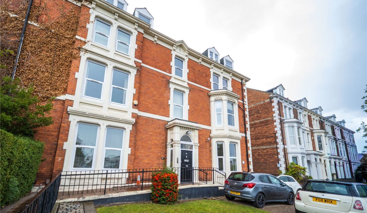  Flat For Sale