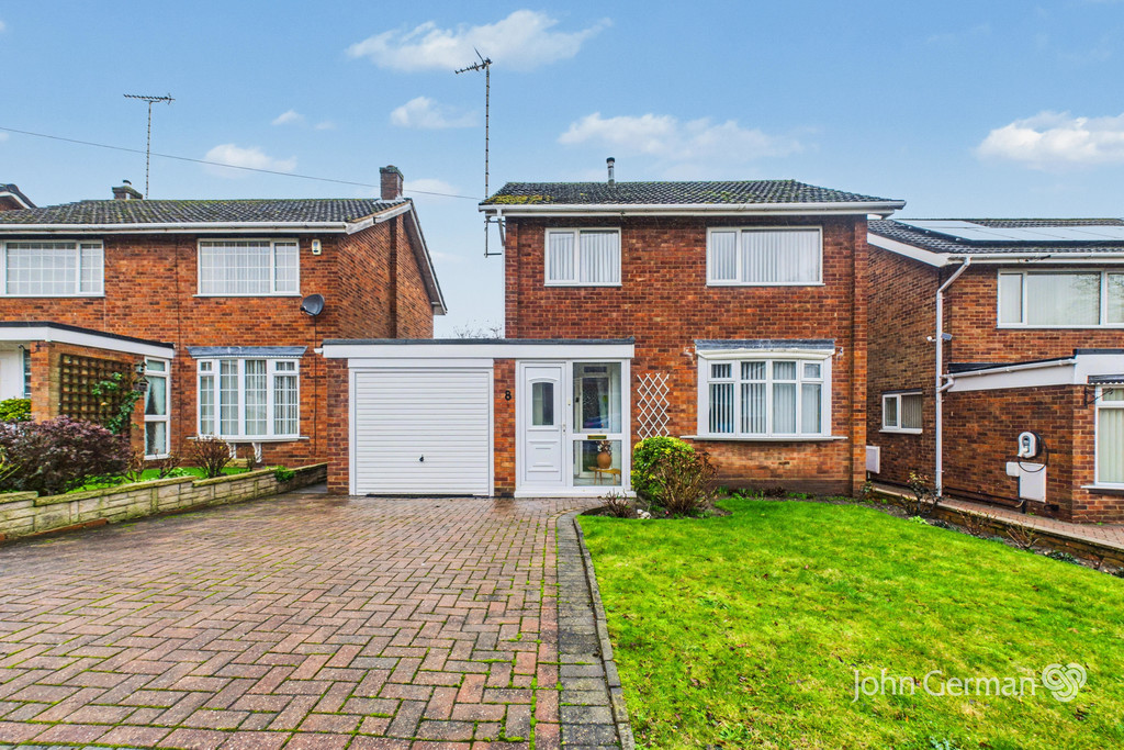 3 bedroom Detached house For Sale