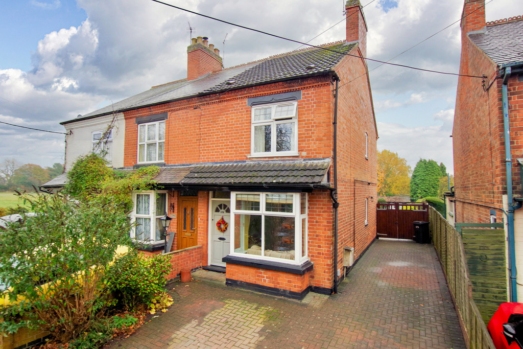 3 bedroom Property For Sale