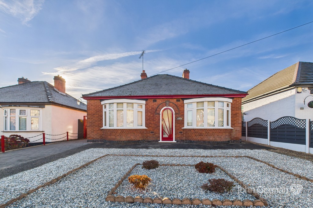 2 bedroom Detached house For Sale