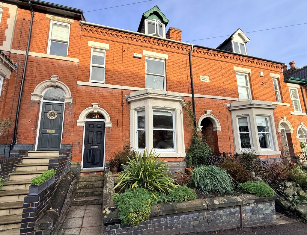 4 bedroom  For Sale