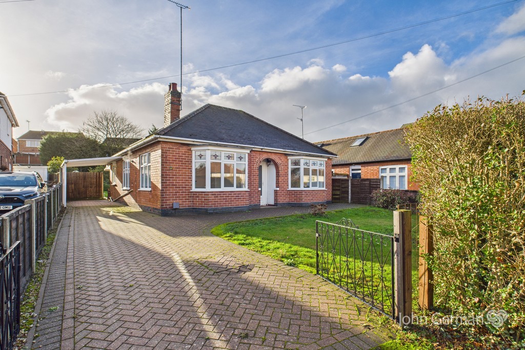 2 bedroom Detached house For Sale