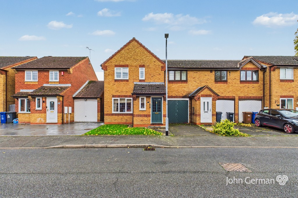 3 bedroom  For Sale