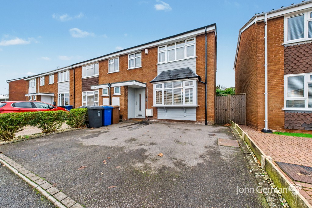 3 bedroom  For Sale