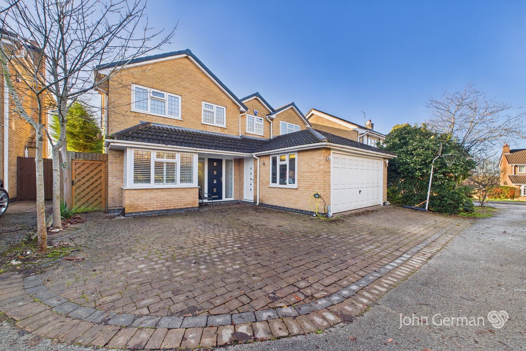 5 bedroom Detached house For Sale
