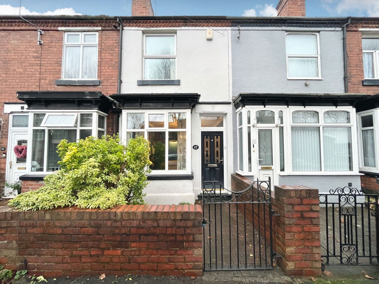 2 bedroom Terraced House Under Offer