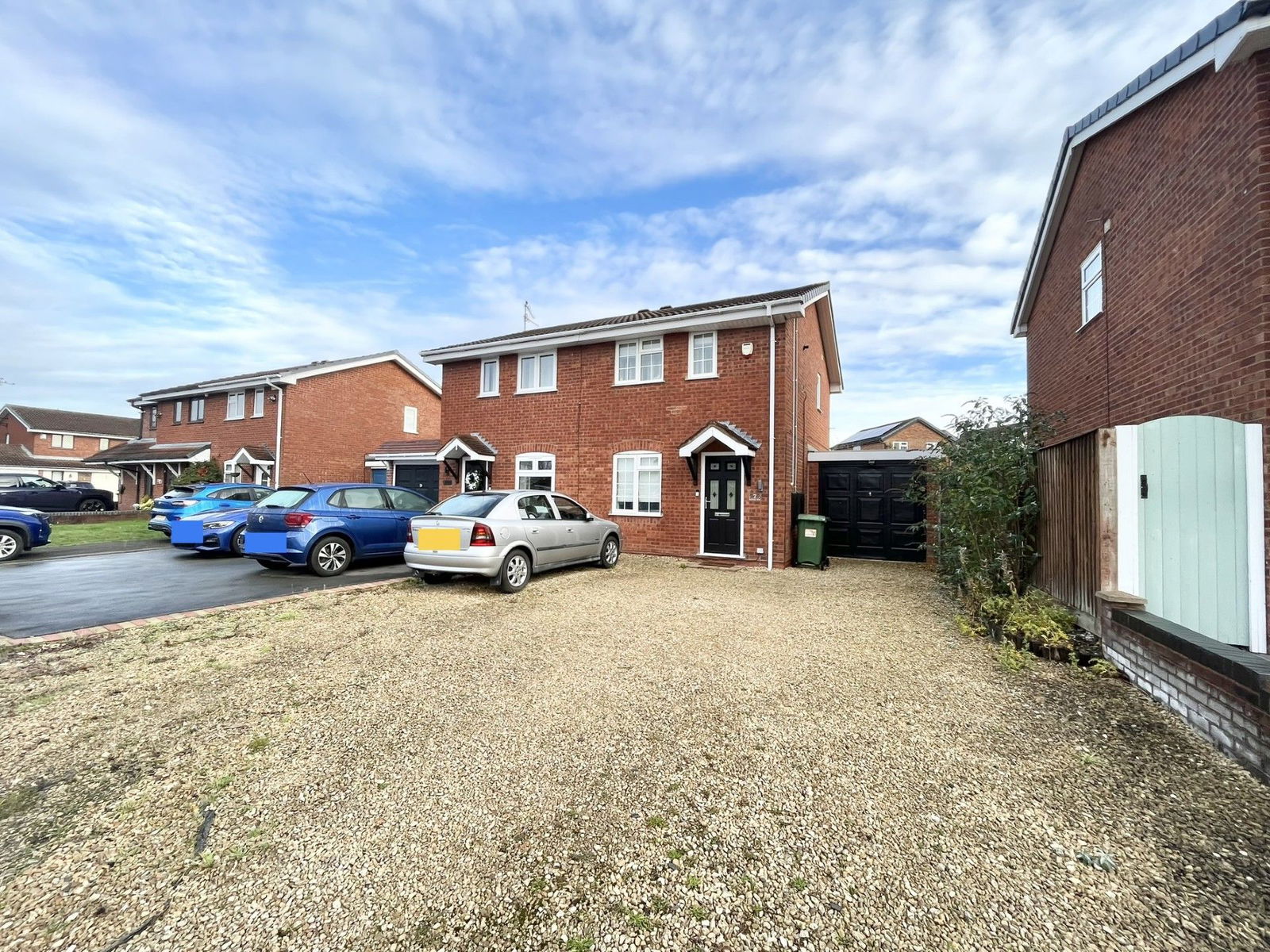 2 bedroom Semi-detached house For Sale