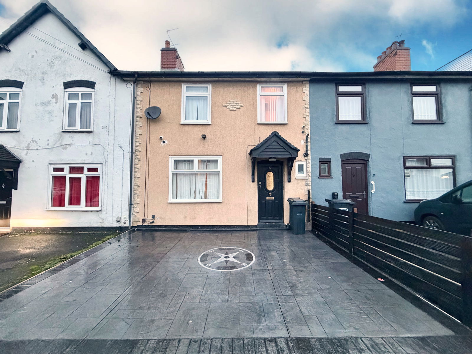 3 bedroom Terraced House Under Offer
