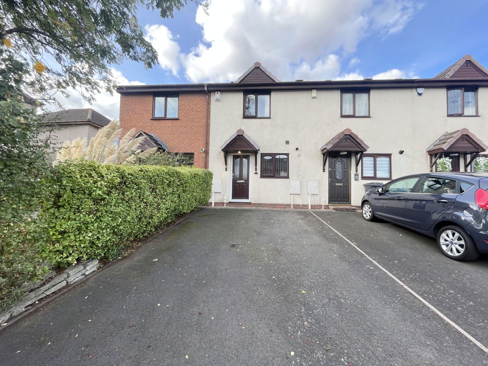 2 bedroom Terraced House Under Offer