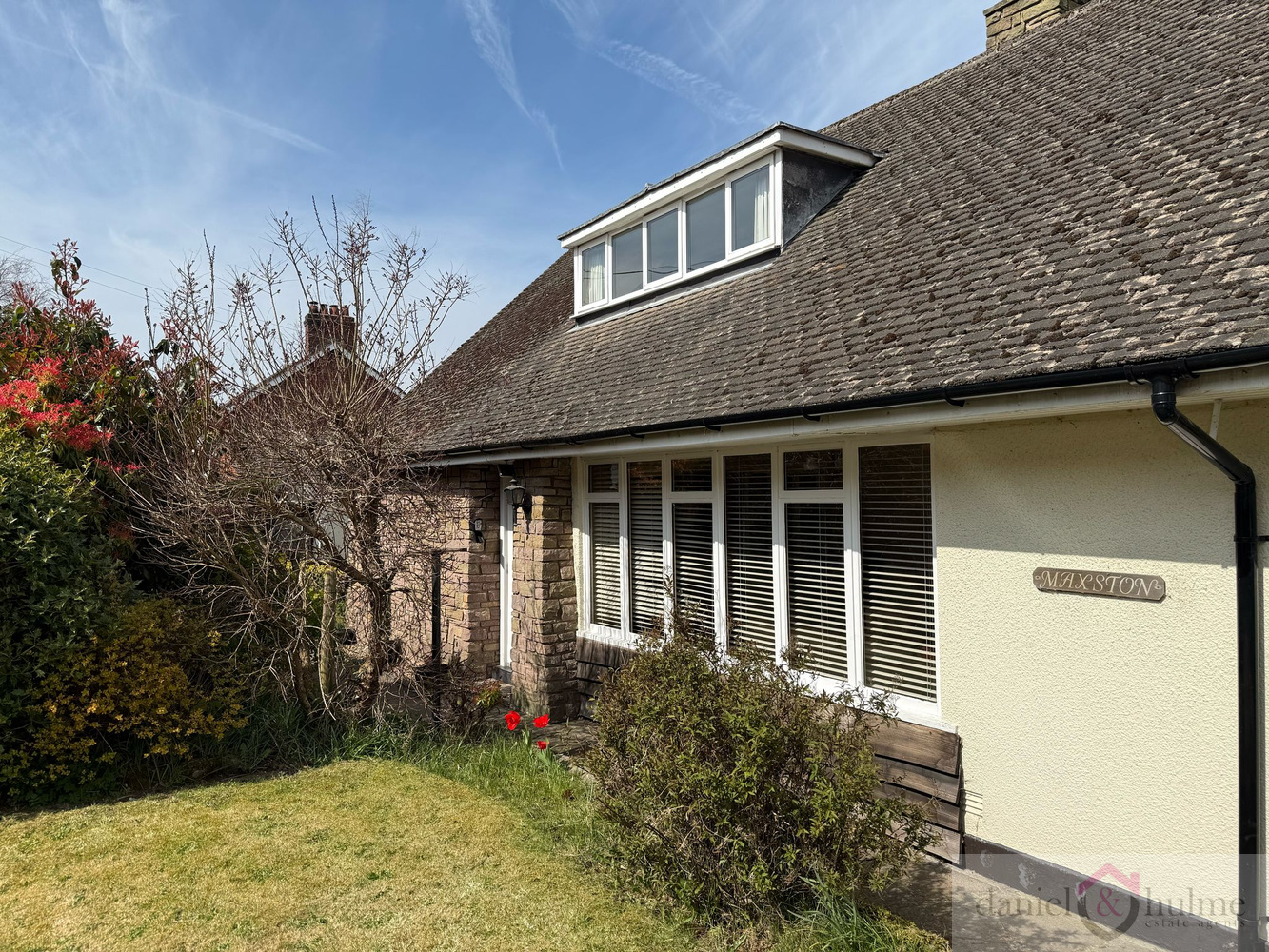 2 bedroom Detached bungalow Sold