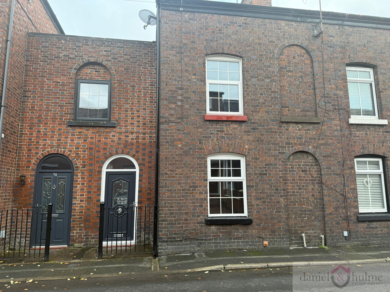 3 bedroom Town house For Sale