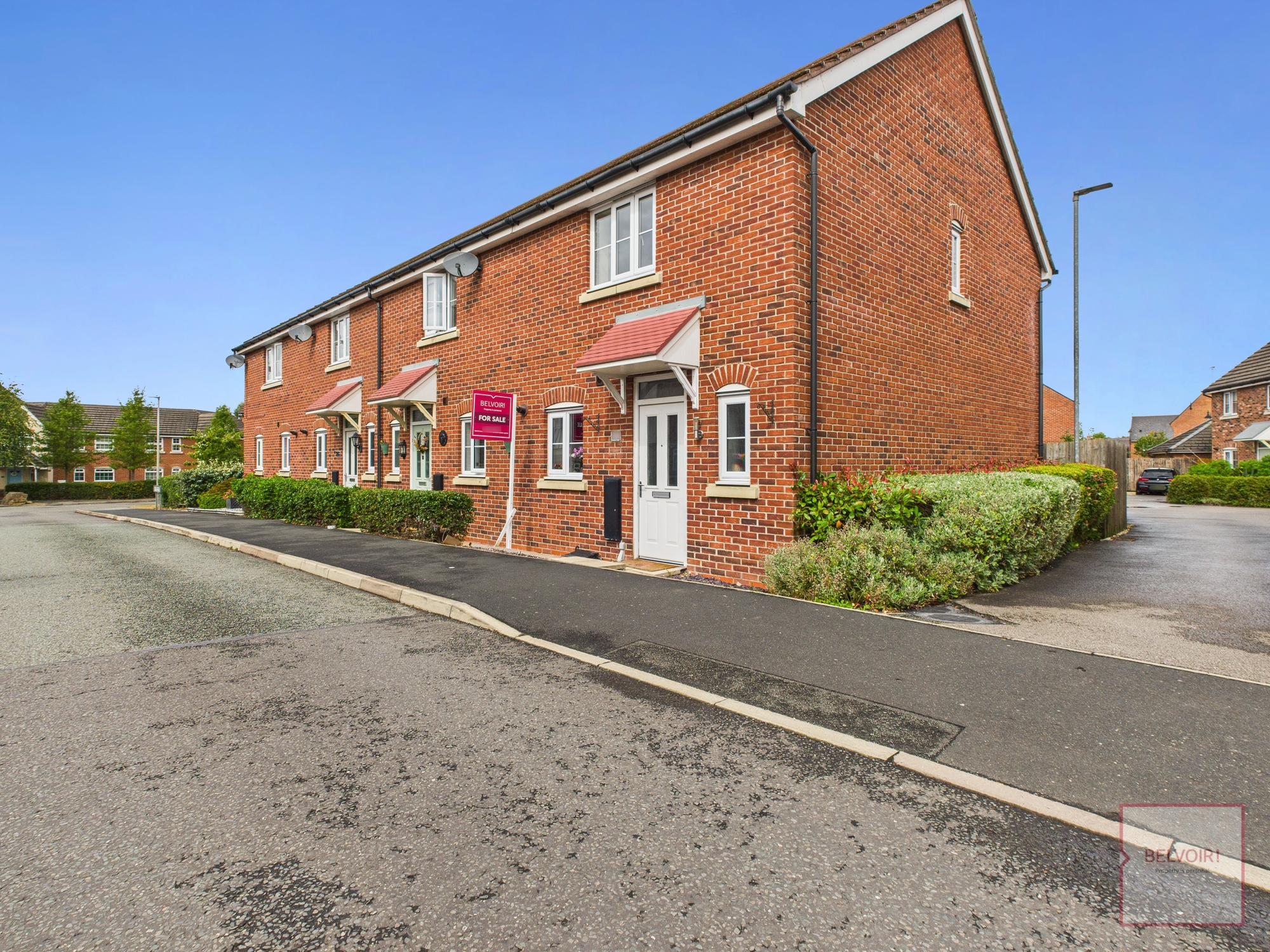 2 bedroom Mews house For Sale