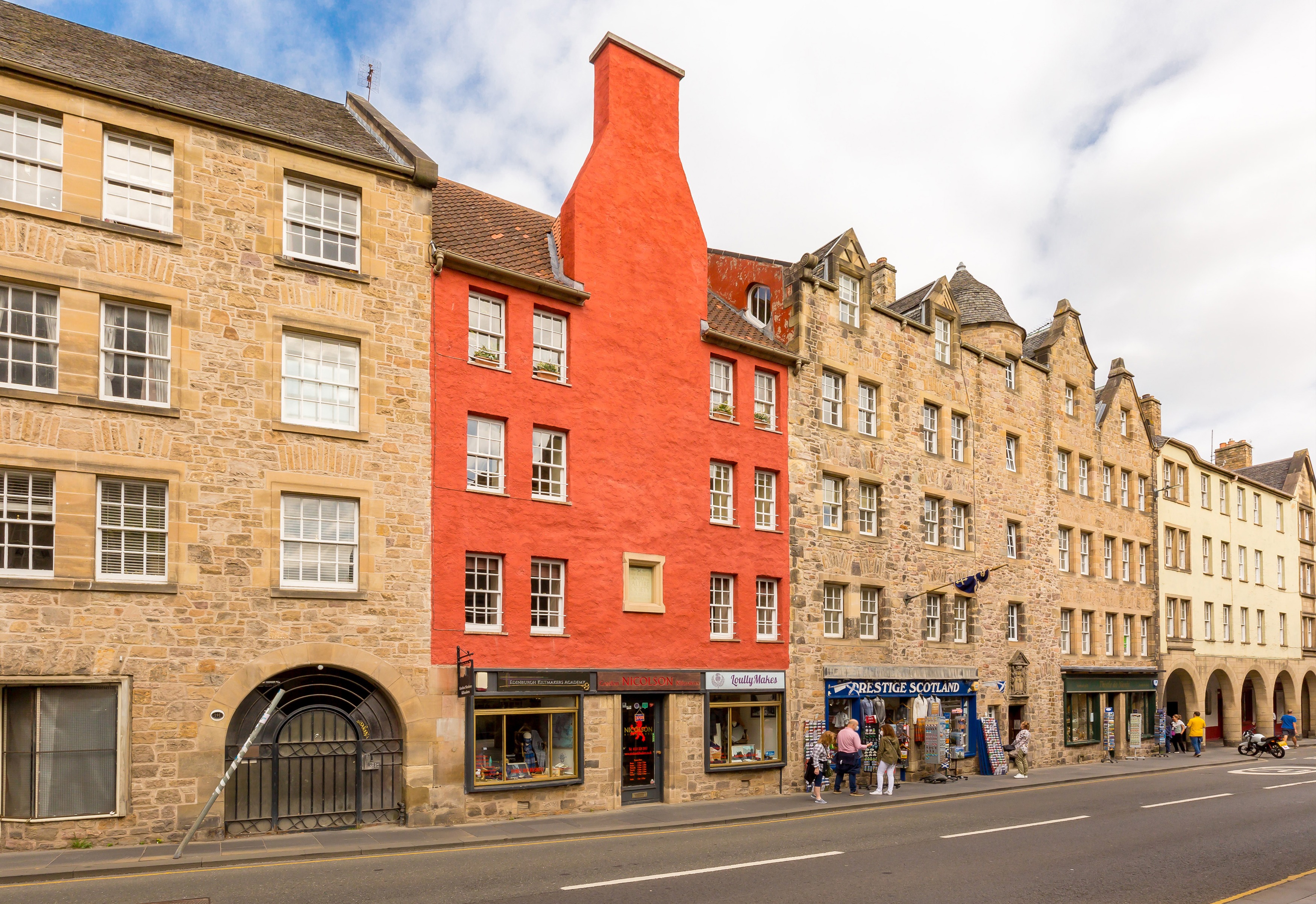 2 bedroom Flat To Let