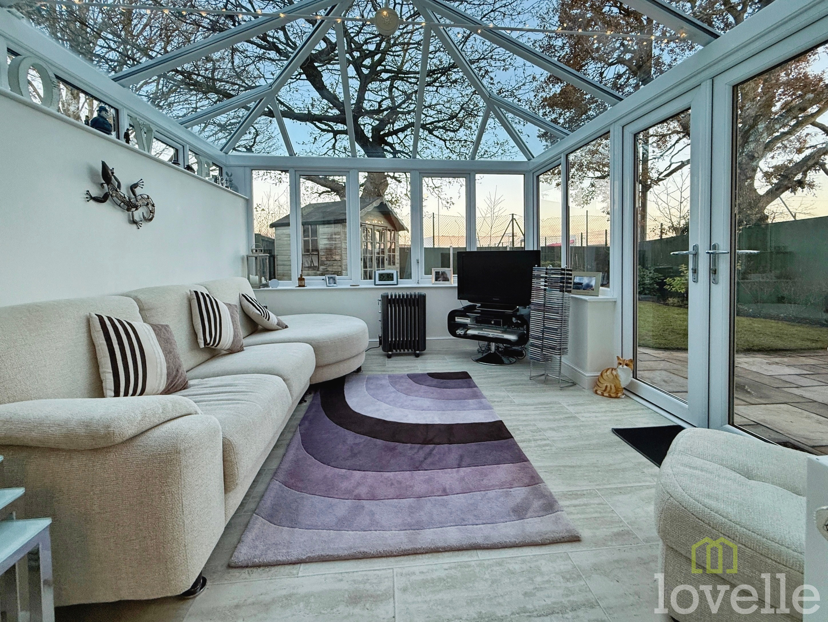 4 bedroom Detached house Under Offer