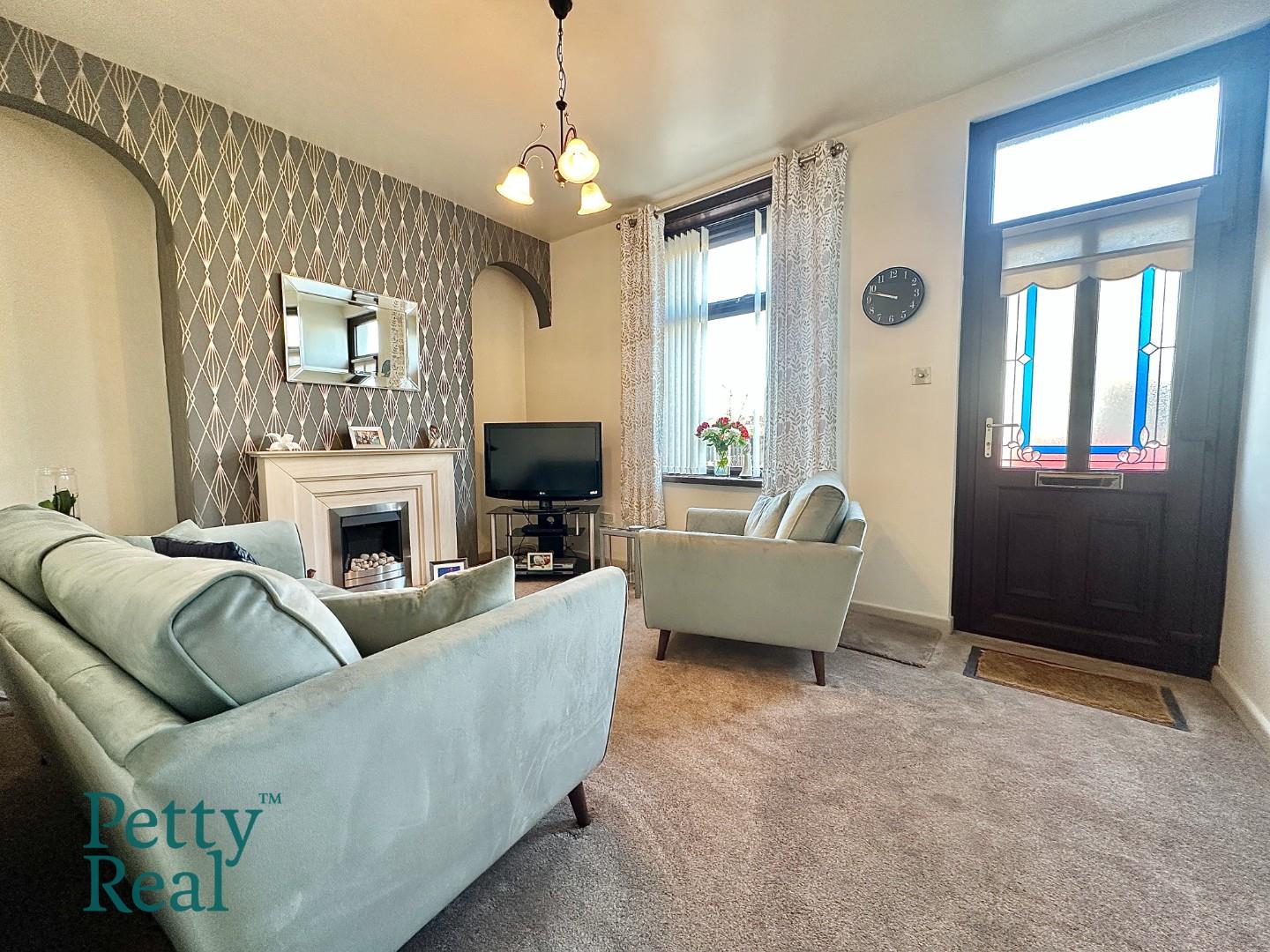 3 bedroom Terraced House Under Offer