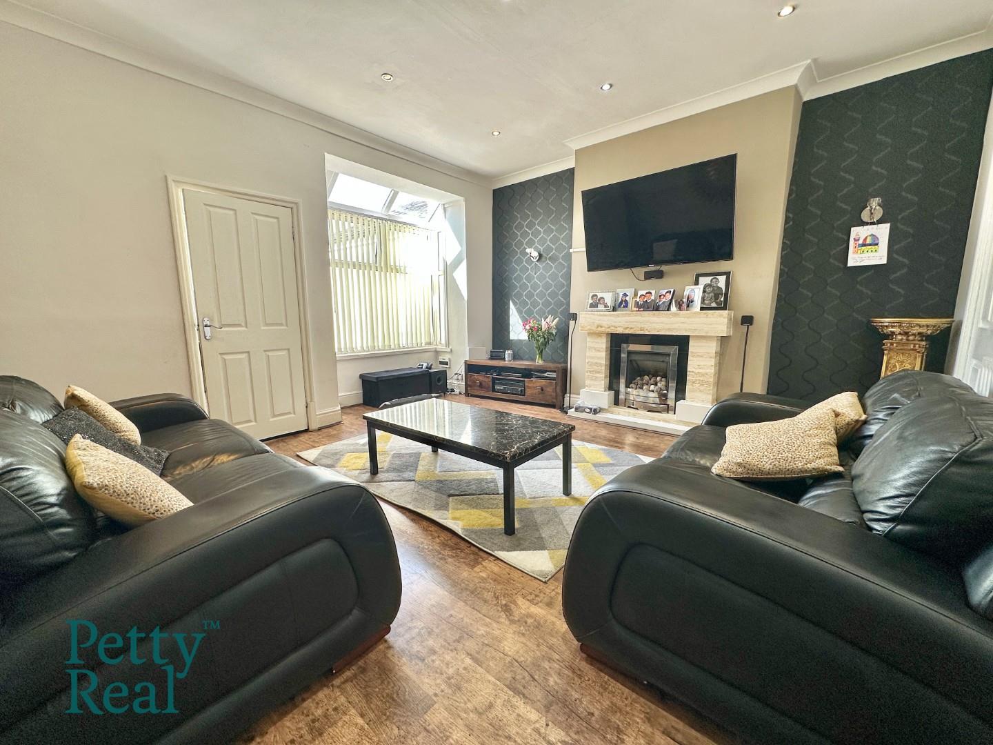 3 bedroom Terraced House Under Offer