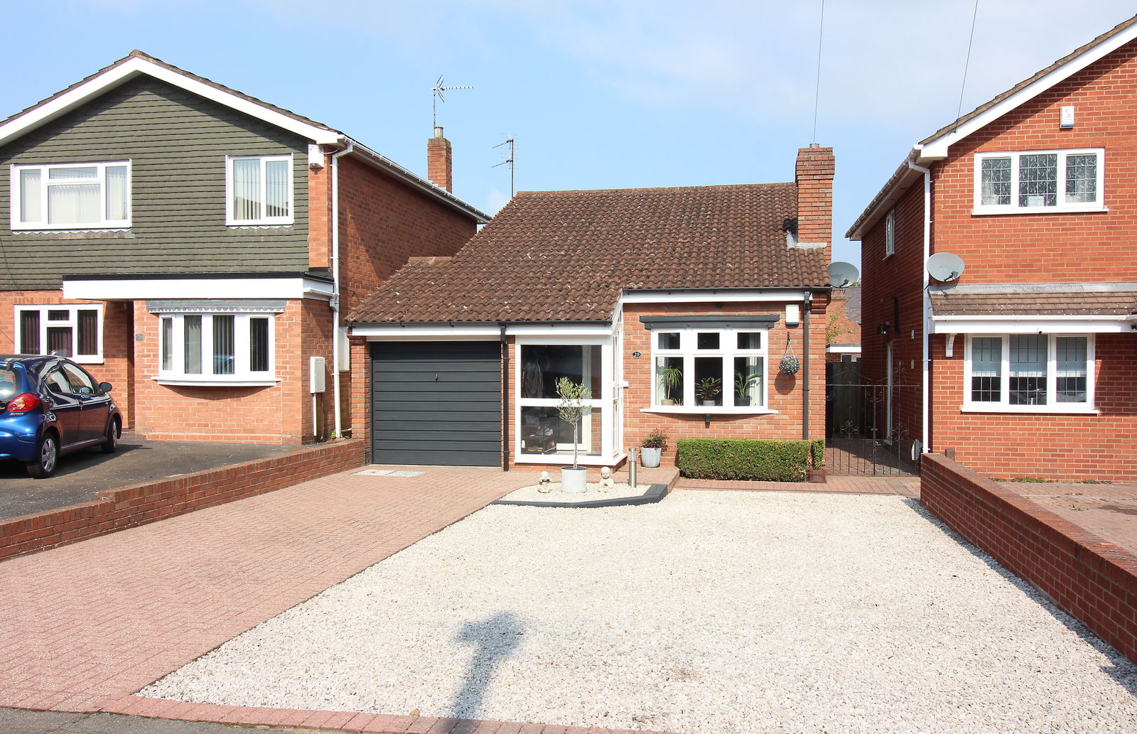2 bedroom Detached bungalow Under Offer