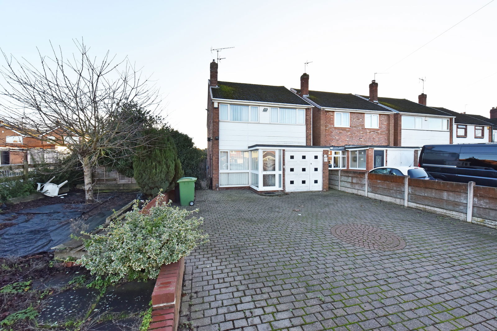 3 bedroom Detached house For Sale