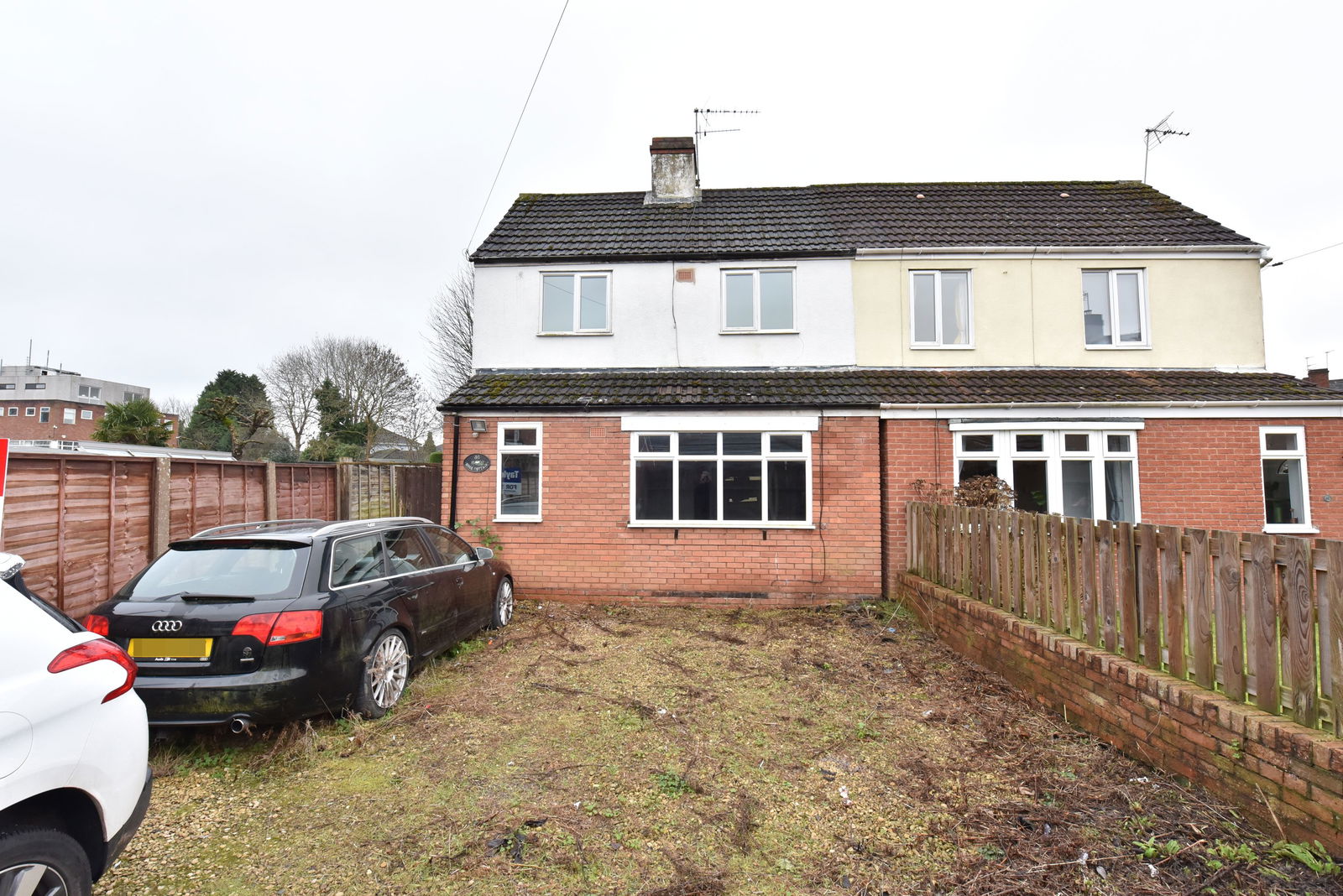 2 bedroom Semi-detached house For Sale