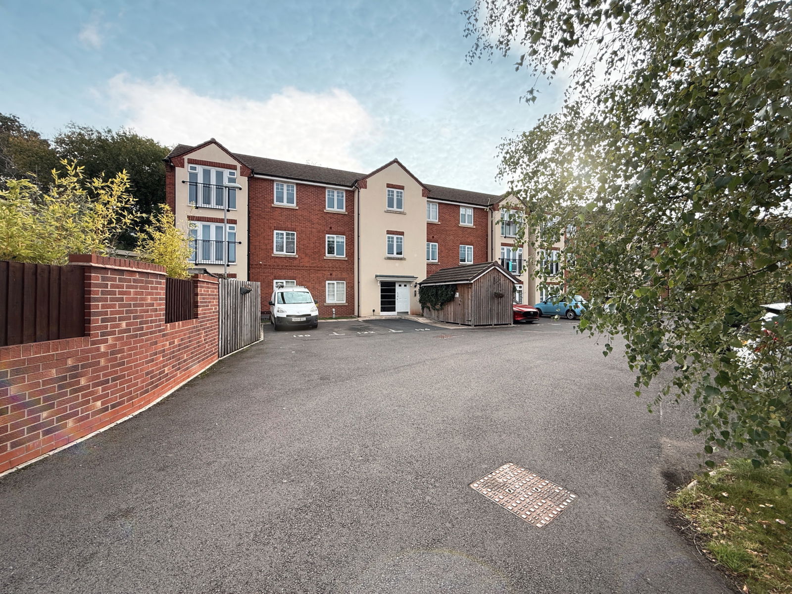 2 bedroom Apartment Under Offer
