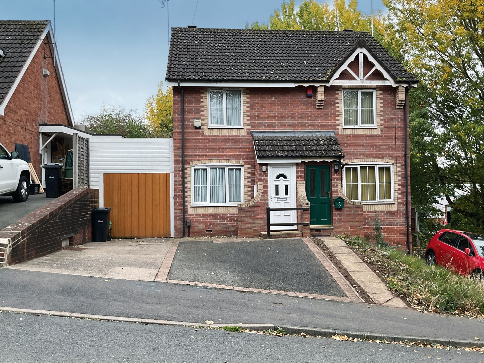 2 bedroom Semi-detached house For Sale