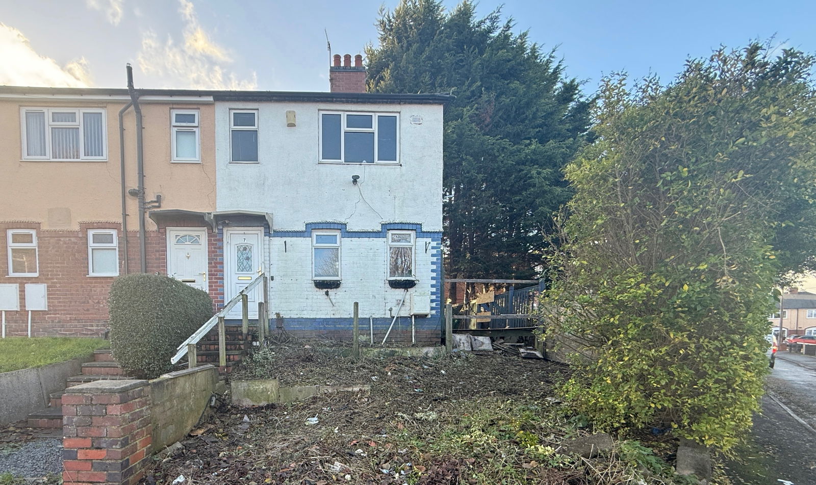 3 bedroom Semi-detached house For Sale