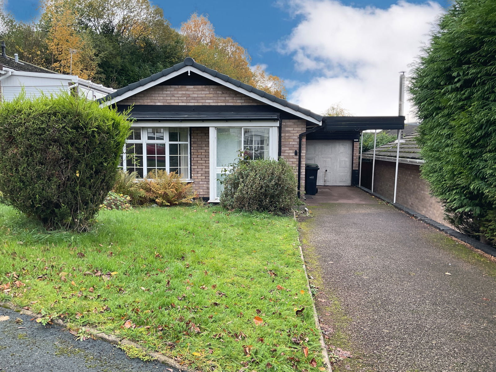 2 bedroom Detached bungalow Under Offer