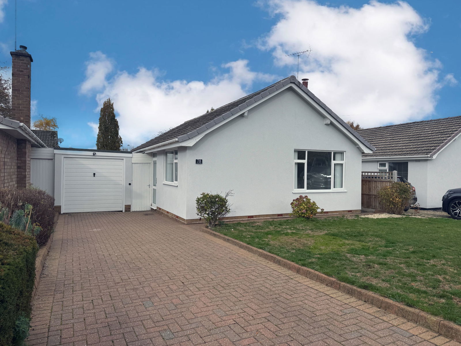 2 bedroom Detached bungalow Under Offer