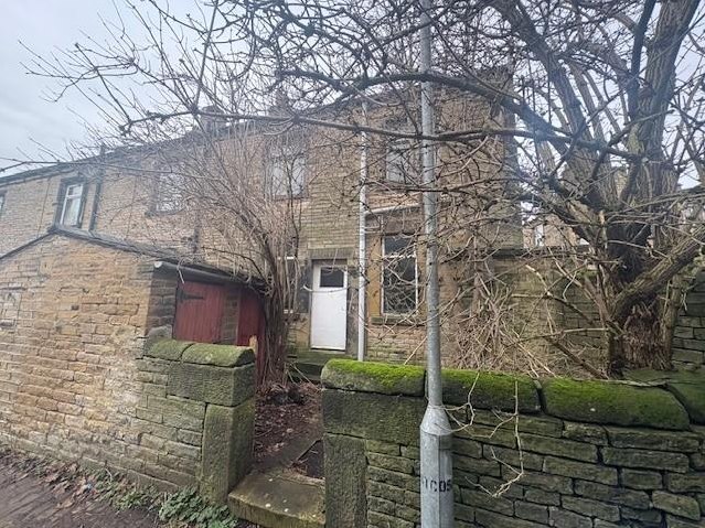 2 bedroom Terraced House Under Offer