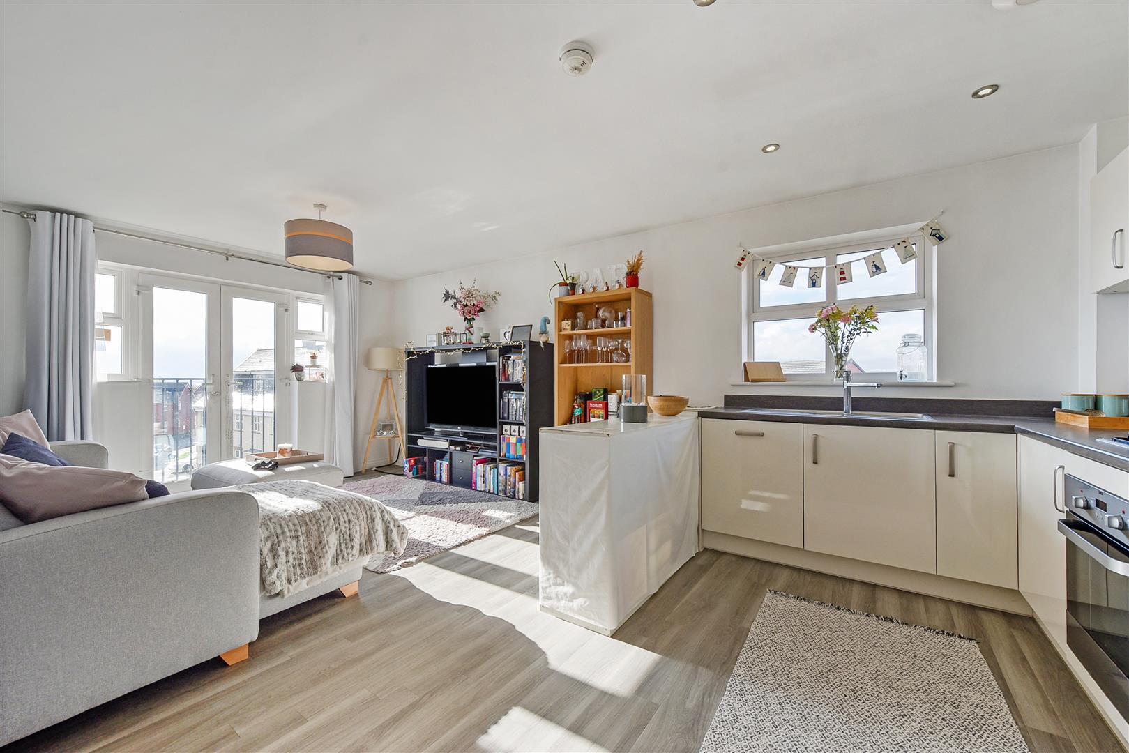 2 bedroom Flat Under Offer