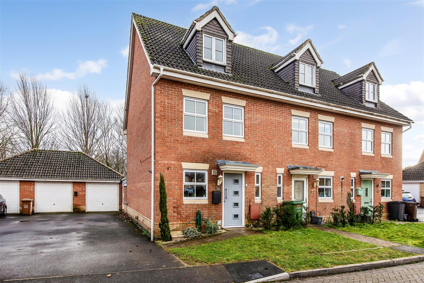 3 bedroom Town house Under Offer