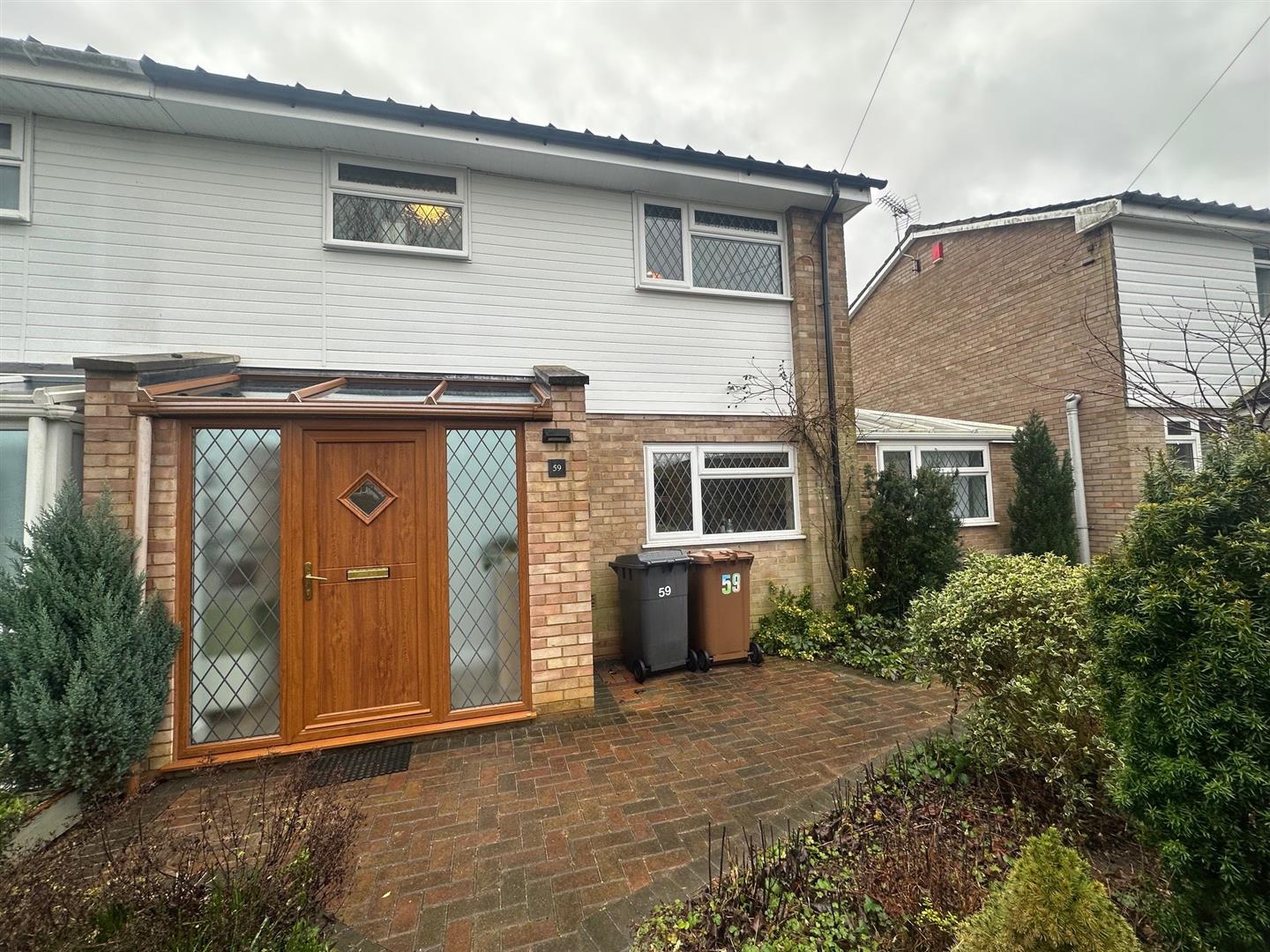 3 bedroom End of terrace house To Let