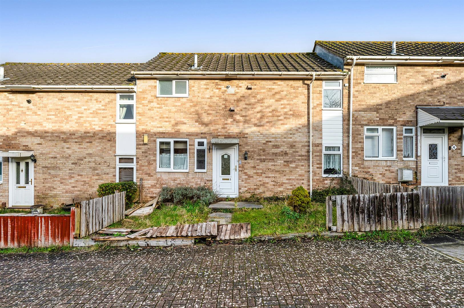 3 bedroom Terraced House Under Offer