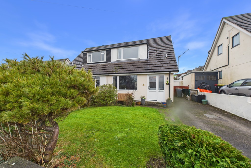 3 bedroom Link detached house For Sale