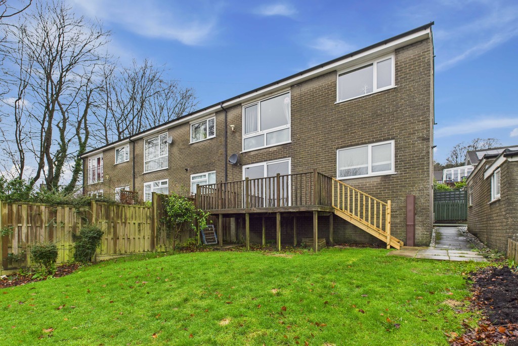 2 bedroom Block of Apartments For Sale